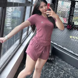 Set bộ thể thao nữ NAQIYAYABEI màu hồng nhạt